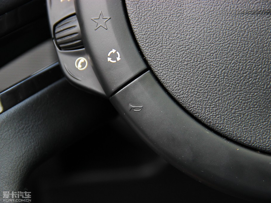 2009��C4 PICASSO 2.0L �ԄӺ��A��