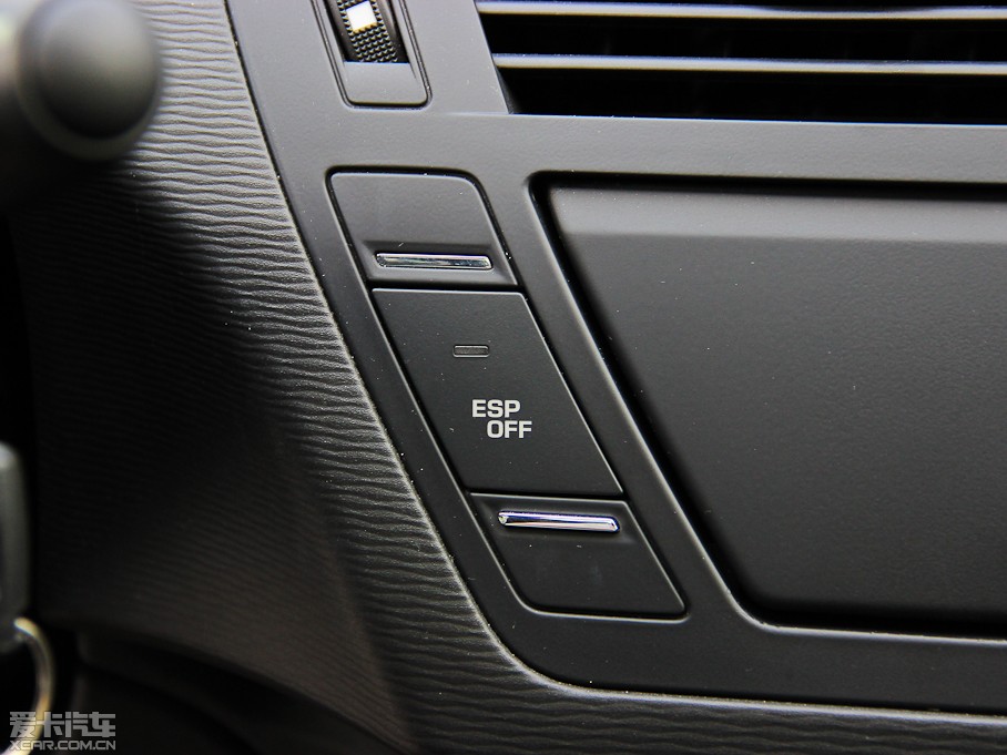 2009��C4 PICASSO 2.0L �ԄӺ��A��