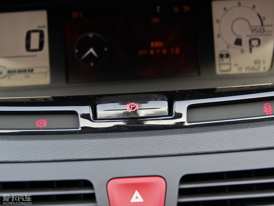 2009��C4 PICASSO 2.0L �ԄӺ��A��