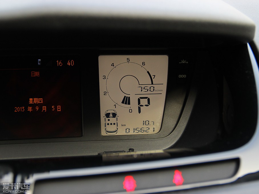 2009��C4 PICASSO 2.0L �ԄӺ��A��