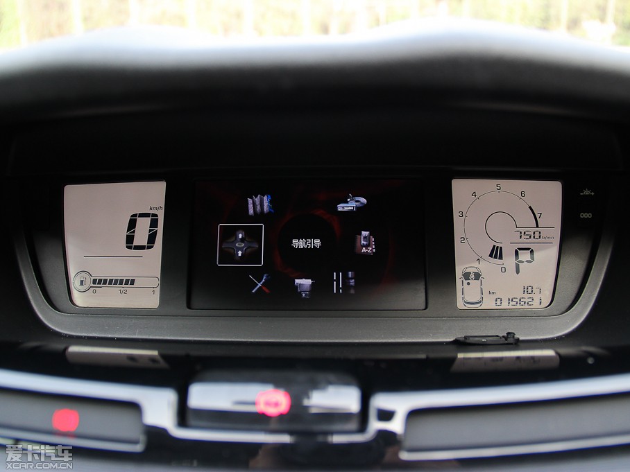 2009��C4 PICASSO 2.0L �ԄӺ��A��