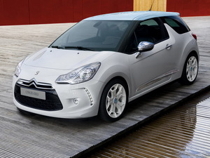 2012DS 3 w^