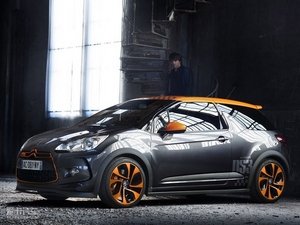 2012DS 3 w^