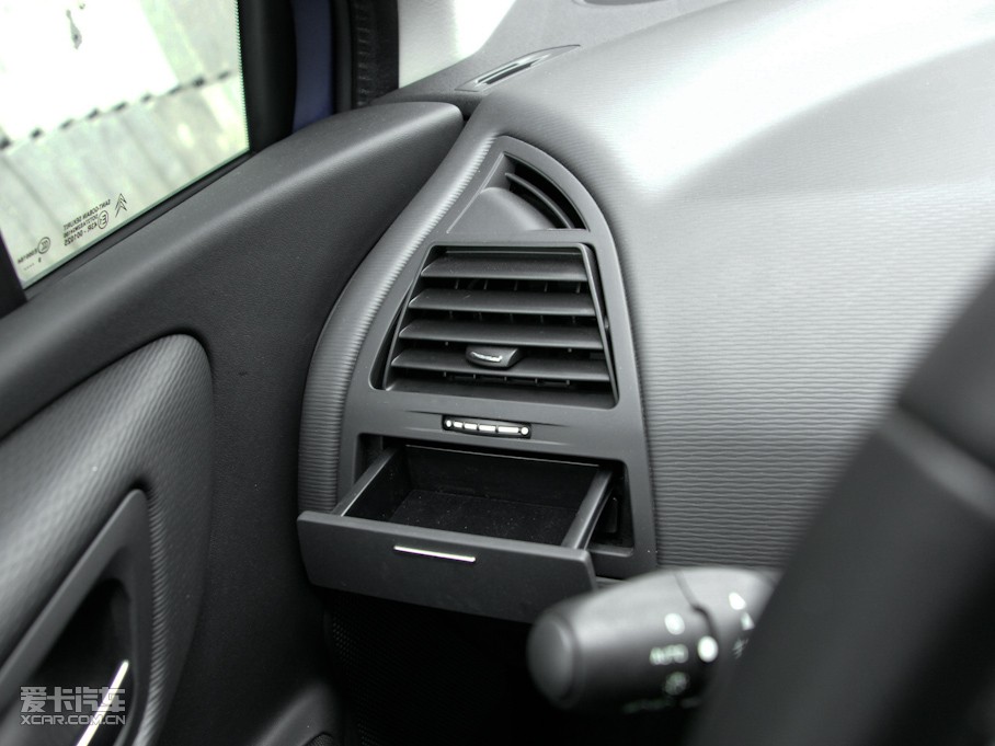 2009��ѩ�F��C4(�M��) 1.6T VTS