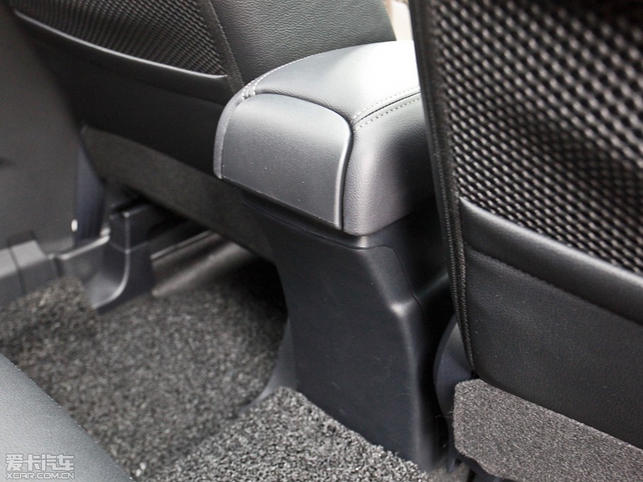 2013C4 AIRCROSS(M) 2.0L (q)A