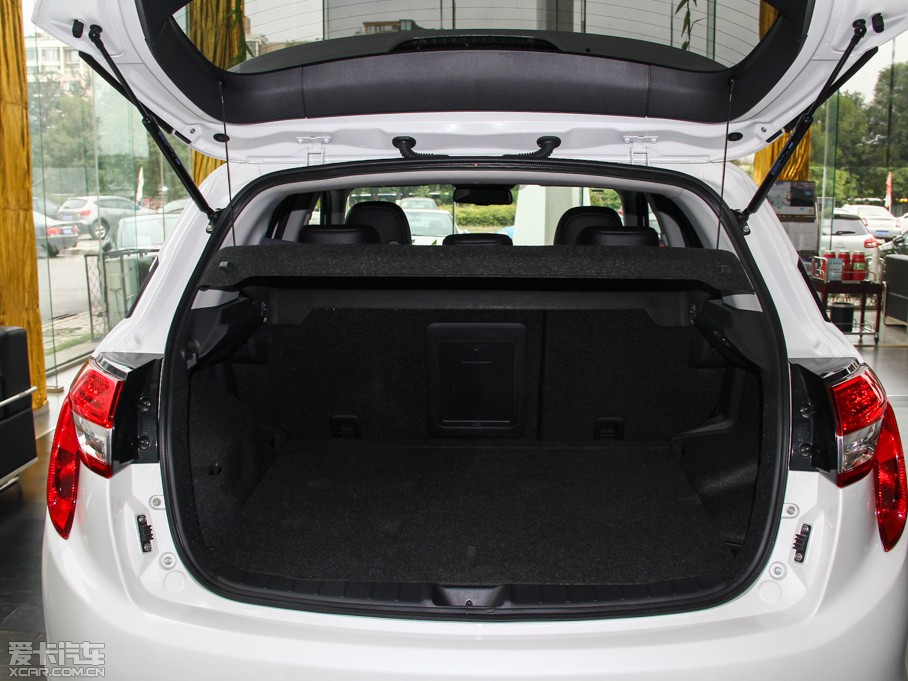 2013C4 AIRCROSS(M) 2.0L m