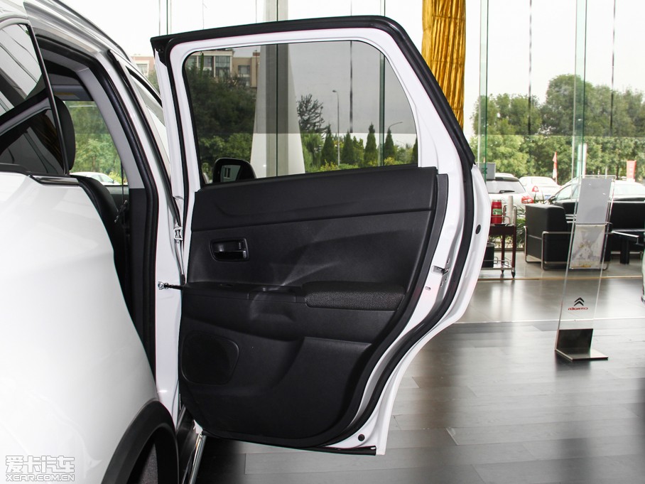 2013C4 AIRCROSS(M(jn)) 2.0L (q)m