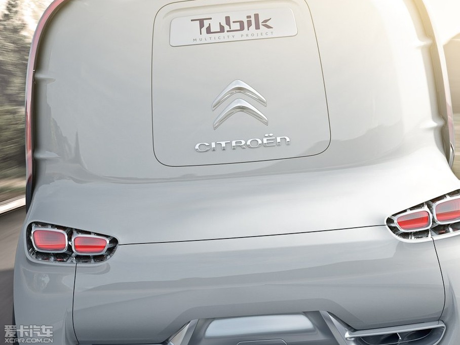 2011��Tubik ����܇