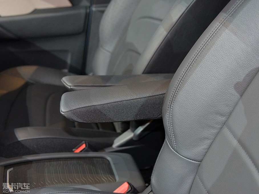 2015C4 PICASSO 1.6T 7ԄӺAb