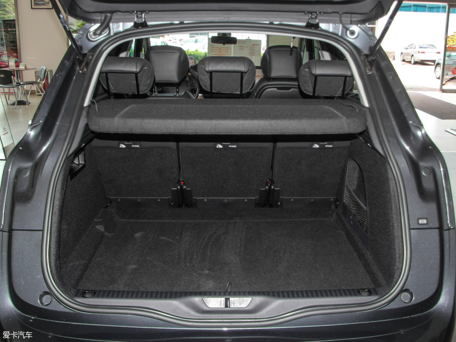 2015��C4 PICASSO 1.6T 5���ԄӺ��A��