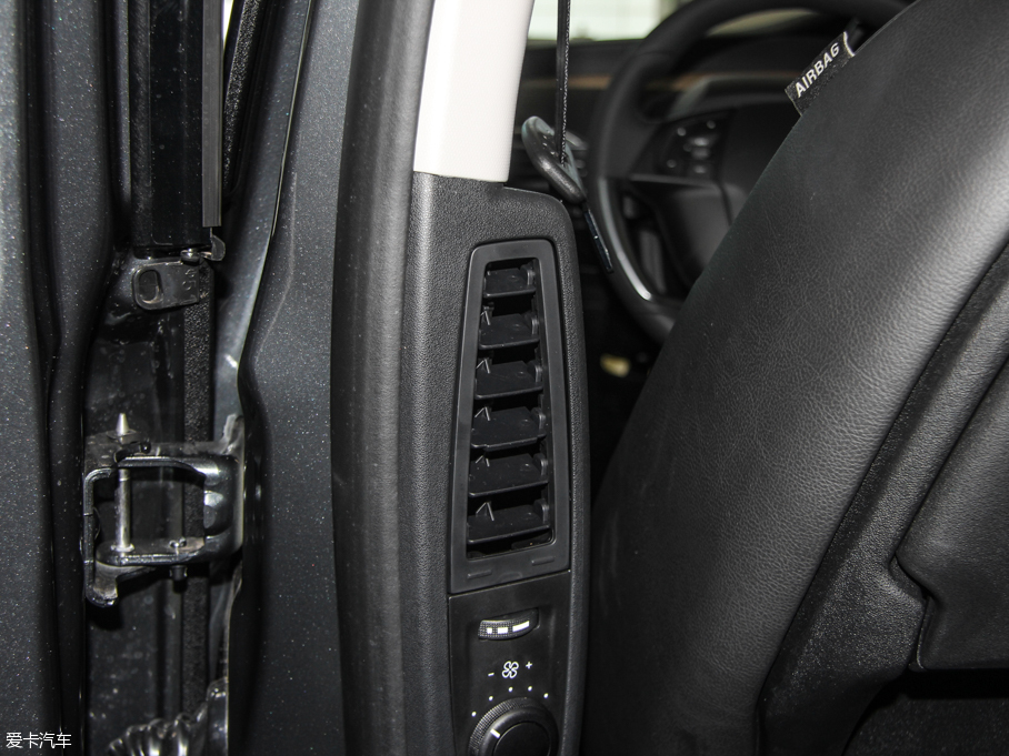 2015��C4 PICASSO 1.6T 5���ԄӺ��A��