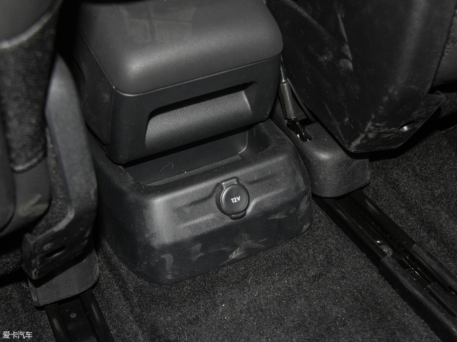 2015��C4 PICASSO 1.6T 5���ԄӺ��A��