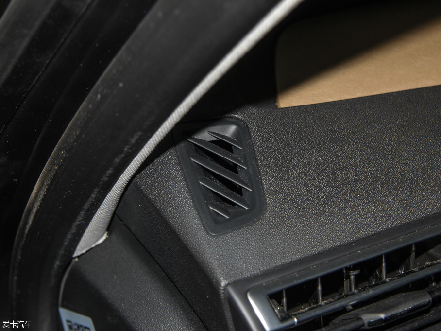 2015��C4 PICASSO 1.6T 5���ԄӺ��A��