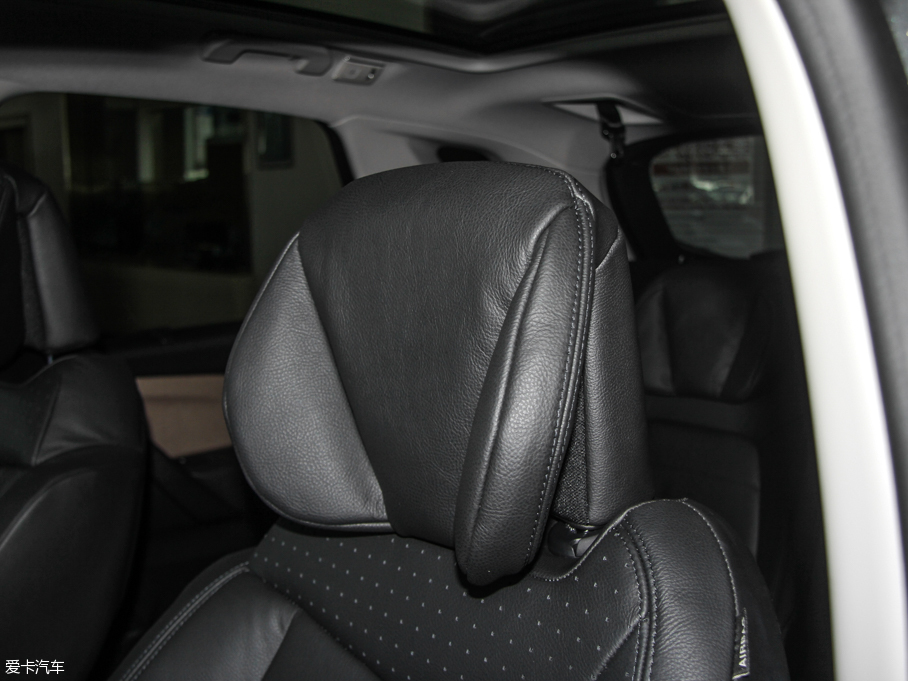 2015��C4 PICASSO 1.6T 5���ԄӺ��A��