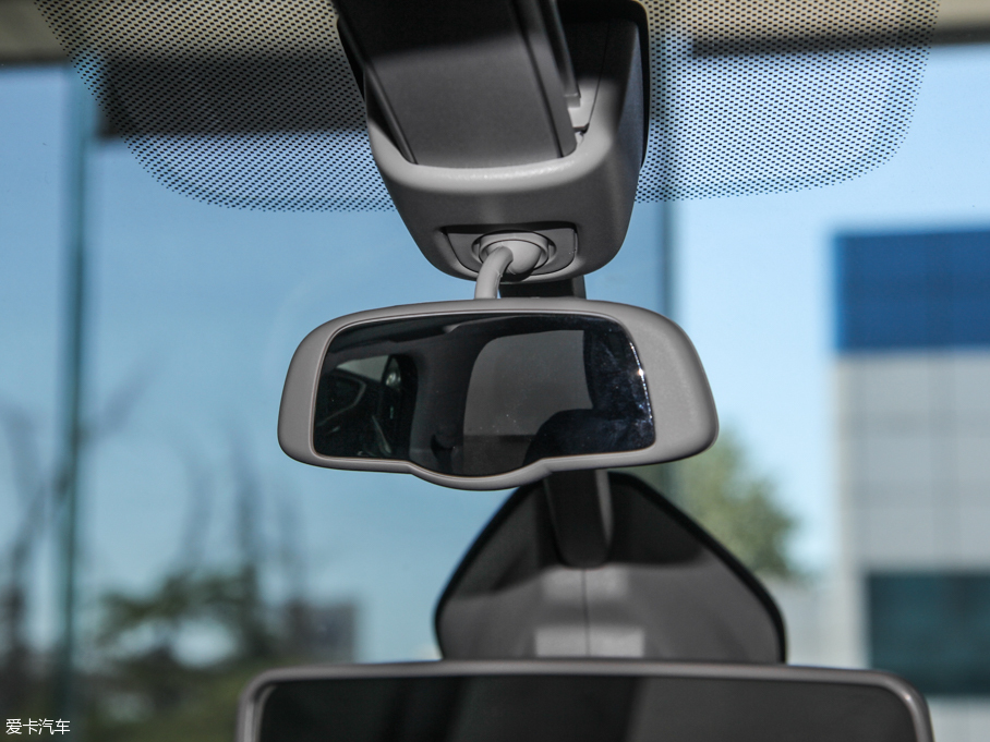 2015��C4 PICASSO 1.6T 5���ԄӺ��A��