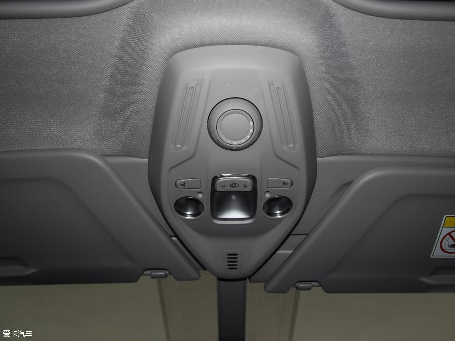 2015��C4 PICASSO 1.6T 5���ԄӺ��A��