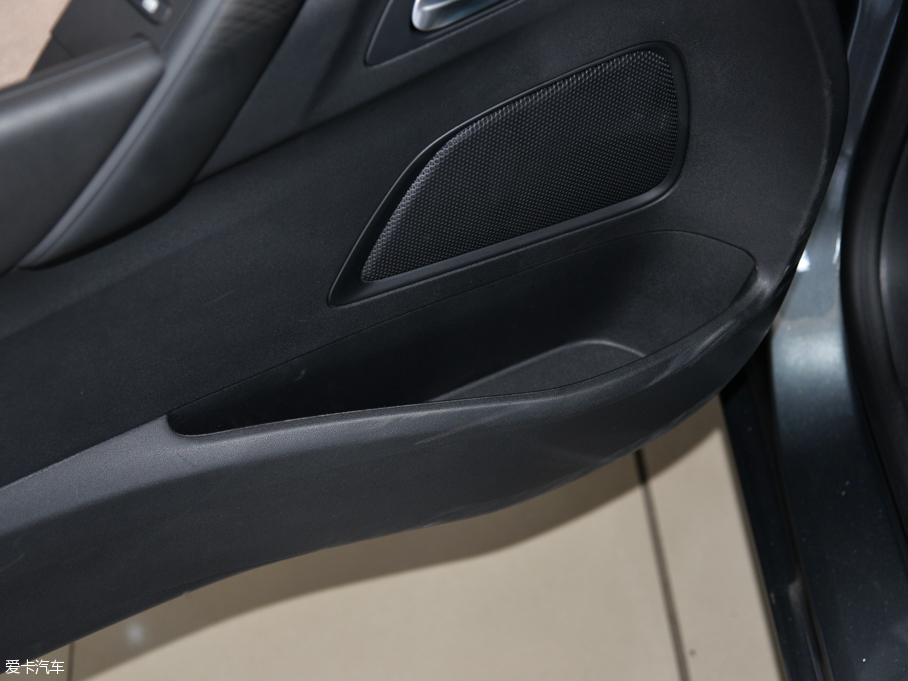 2015��C4 PICASSO 1.6T 7���ԄӺ��A��