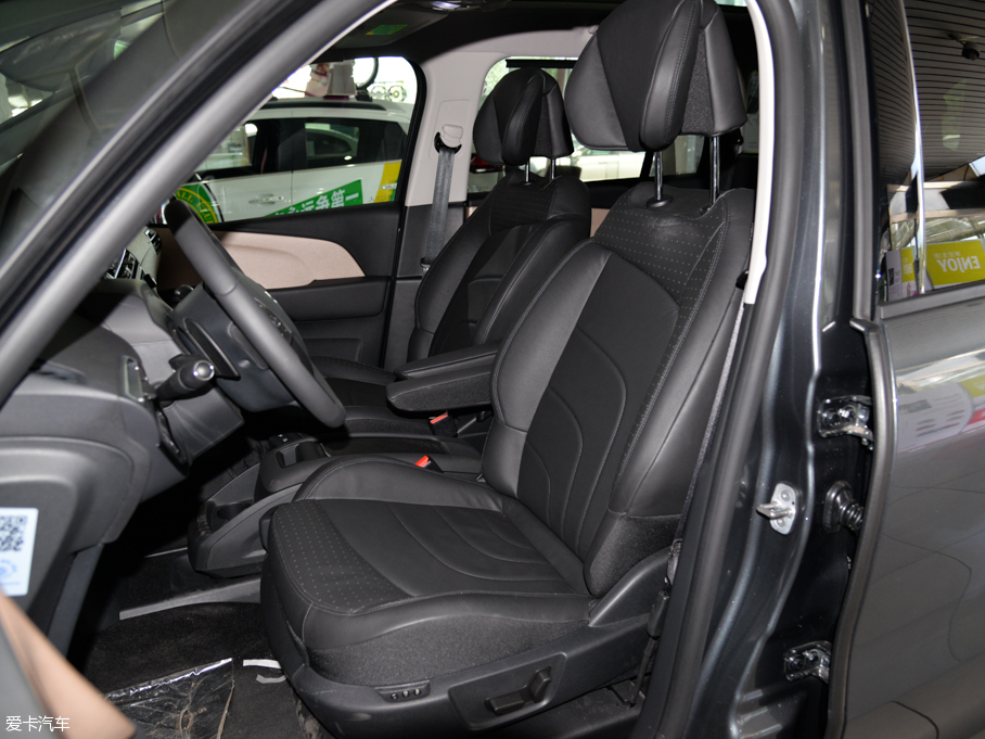 2015��C4 PICASSO 1.6T 7���ԄӺ��A��