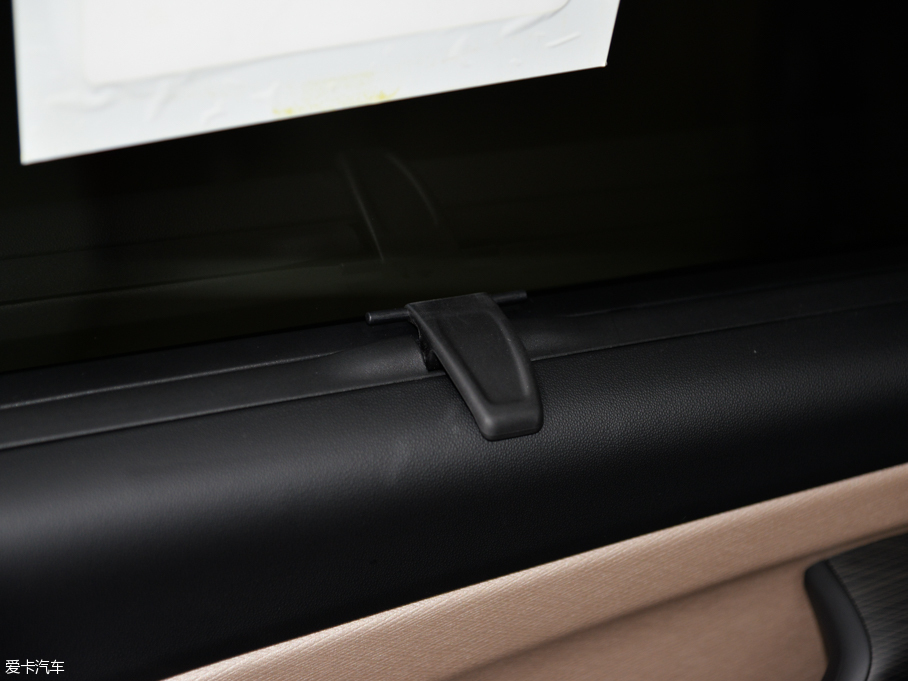 2015��C4 PICASSO 1.6T 7���ԄӺ��A��