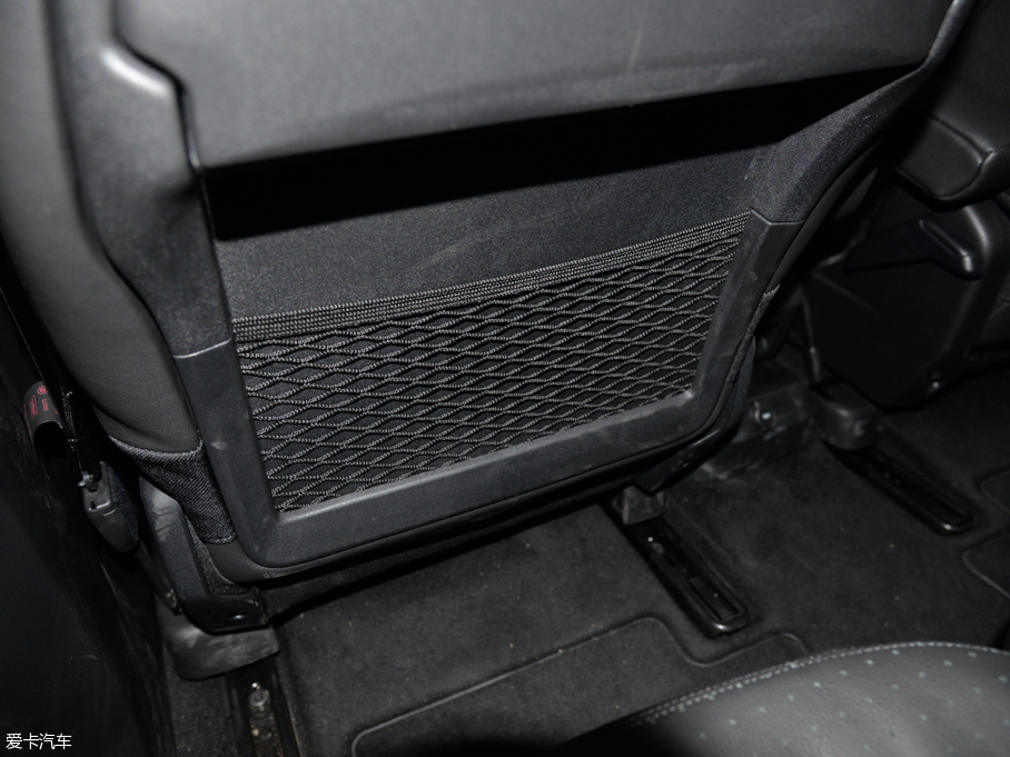 2015��C4 PICASSO 1.6T 7���ԄӺ��A��