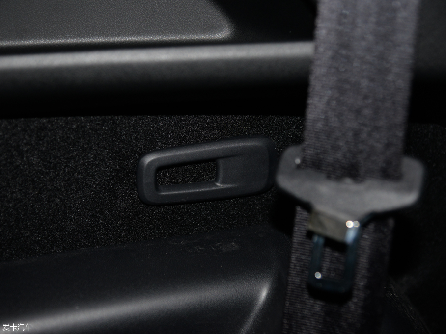 2015��C4 PICASSO 1.6T 7���ԄӺ��A��