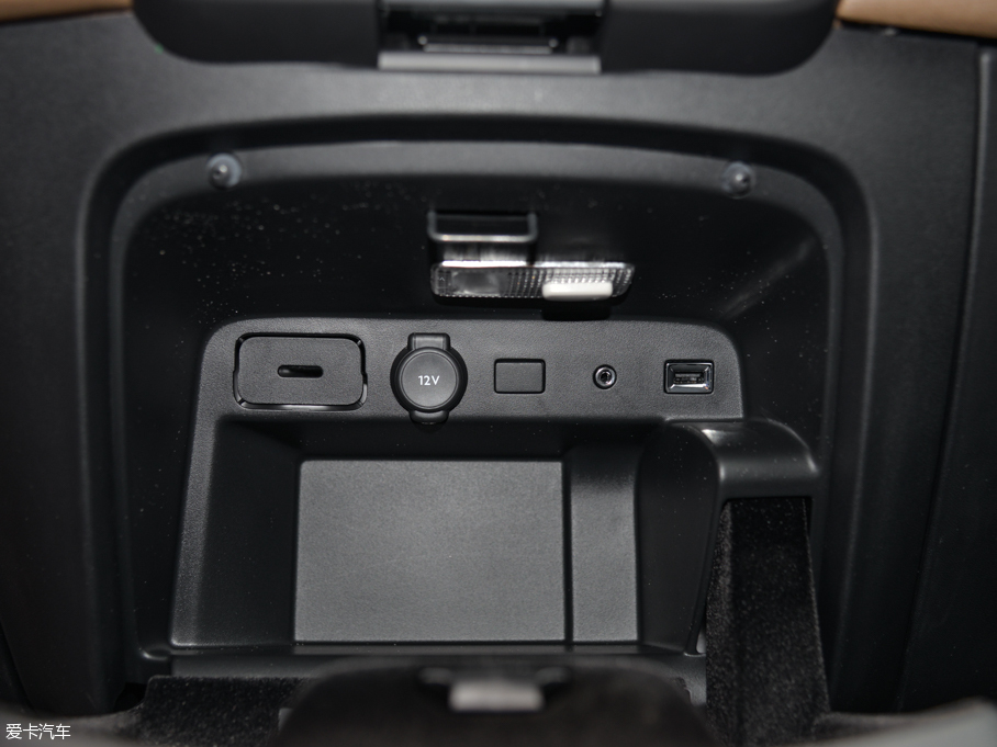 2015C4 PICASSO 1.6T 7ԄӺA