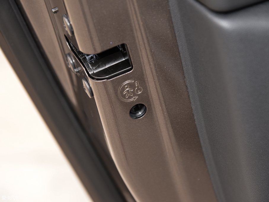 2015C4 PICASSO 1.6T 7Ԅ(dng)A