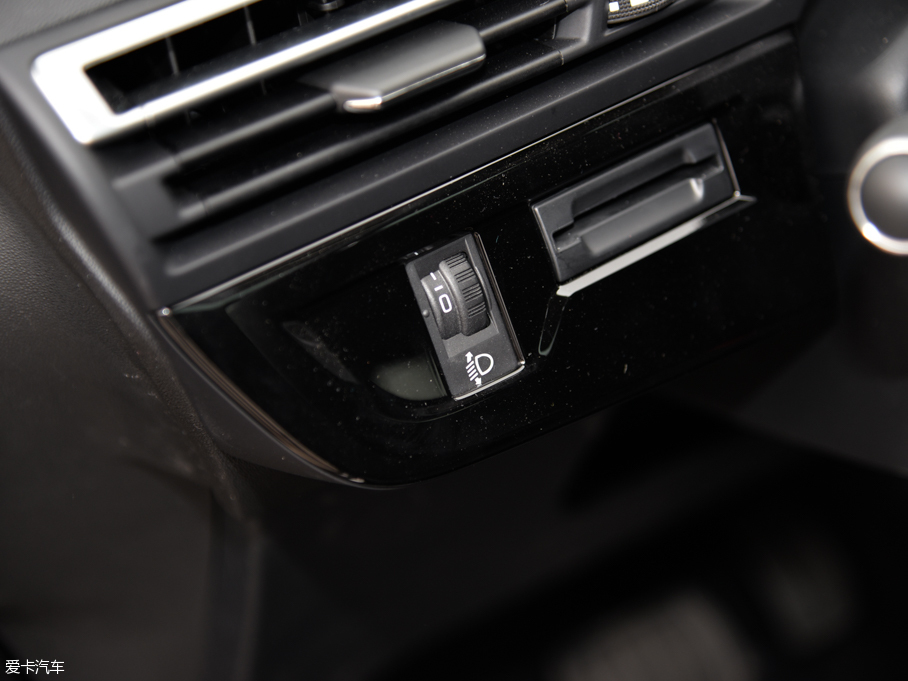 2015C4 PICASSO 1.6T 7Ԅ(dng)A