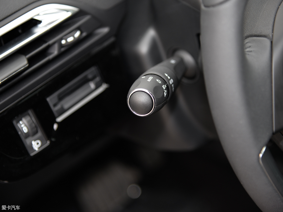 2015C4 PICASSO 1.6T 7ԄӺA