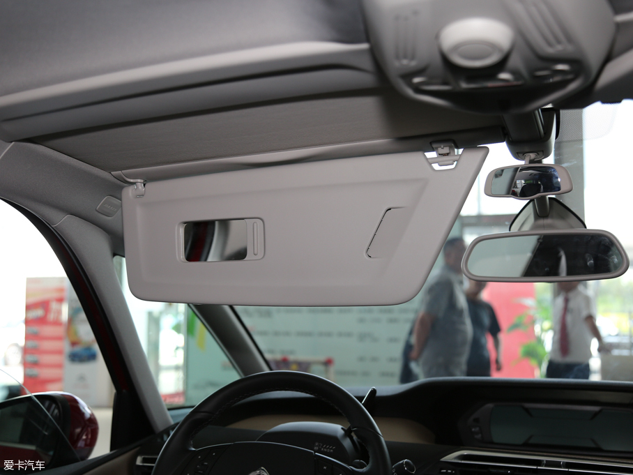 2015��C4 PICASSO 1.6T 5���ԄӺ��A���b��