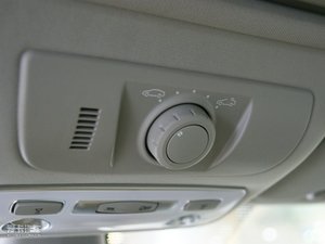 2009款2.0T 自动版 空间座椅