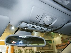 2009款2.0T 自动版 空间座椅