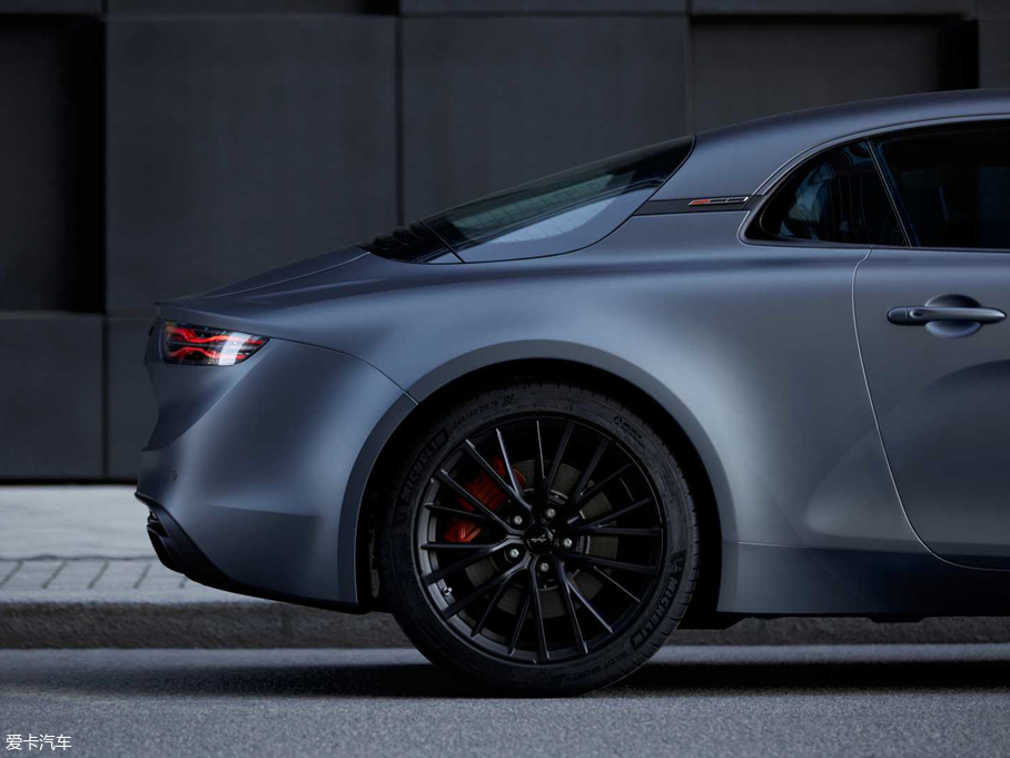 2019ZAlpine  A110S