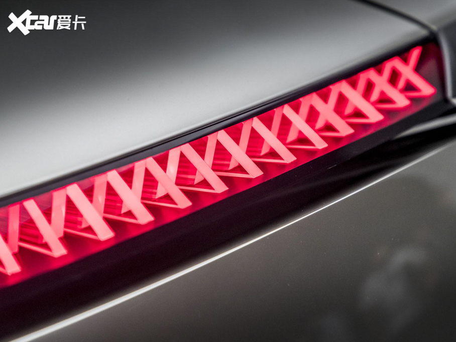 2020ZMORPHOZ Concopt