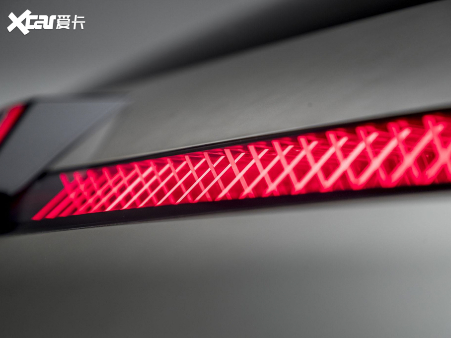 2020ZMORPHOZ Concopt