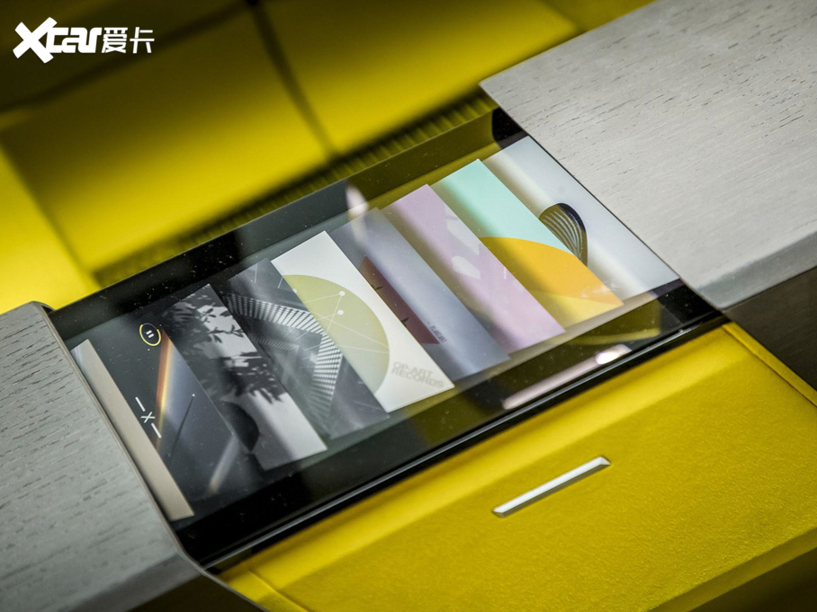 2020ZMORPHOZ Concopt