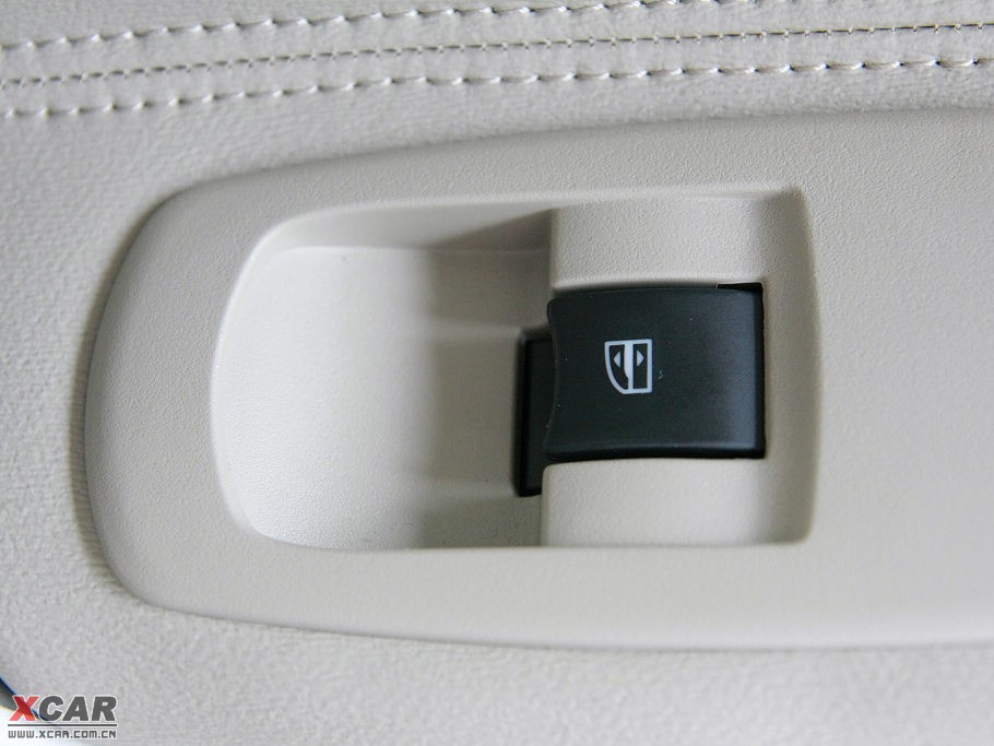 2009װ(M(jn)) 2.5L (q)m