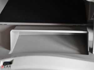 2009款2.5L 两驱舒适版 空间座椅