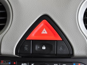 2009款2.5L 两驱舒适版 中控区