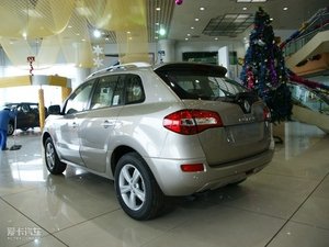 2010款2.5L 四驱豪华版 左后45度