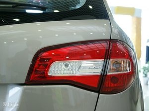 2010款2.5L 四驱豪华版 尾灯