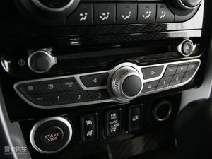 2010款2.5L 四驱豪华版 音响调节