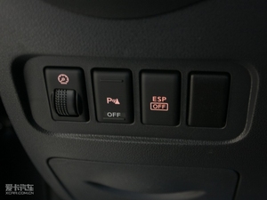 2010款2.5L 四驱豪华版 中控区