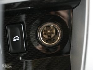 2010款2.5L 四驱豪华版 中控区
