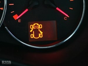2010款2.5L 四驱豪华版 中控区