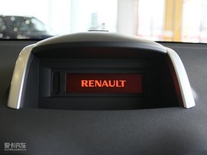 2010款2.5L 四驱豪华版 中控台显示屏