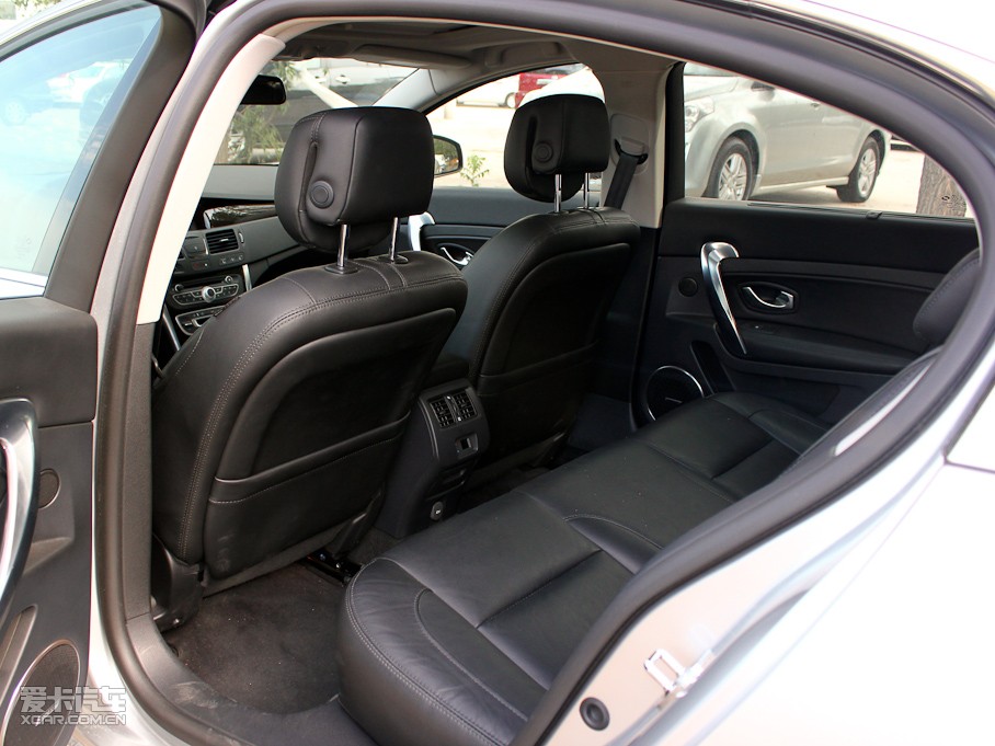 2011 2.5L ԄŞ(do)