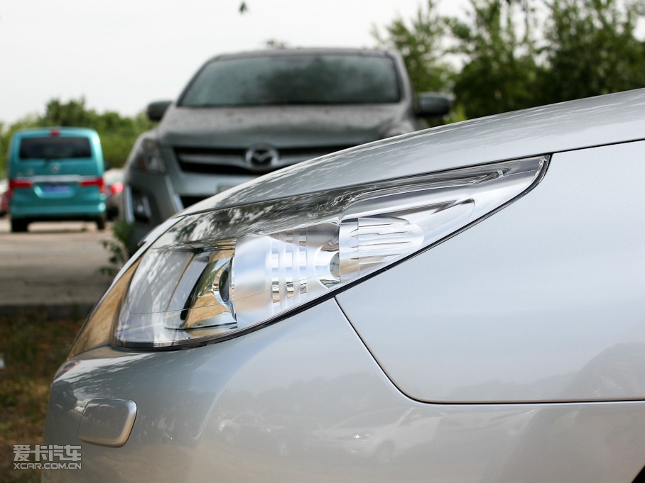 2011 2.5L ԄŞ(do)