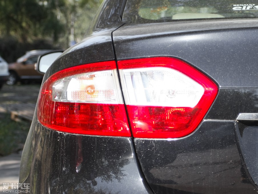 2011L(fng) 2.0L CVTr(sh)а