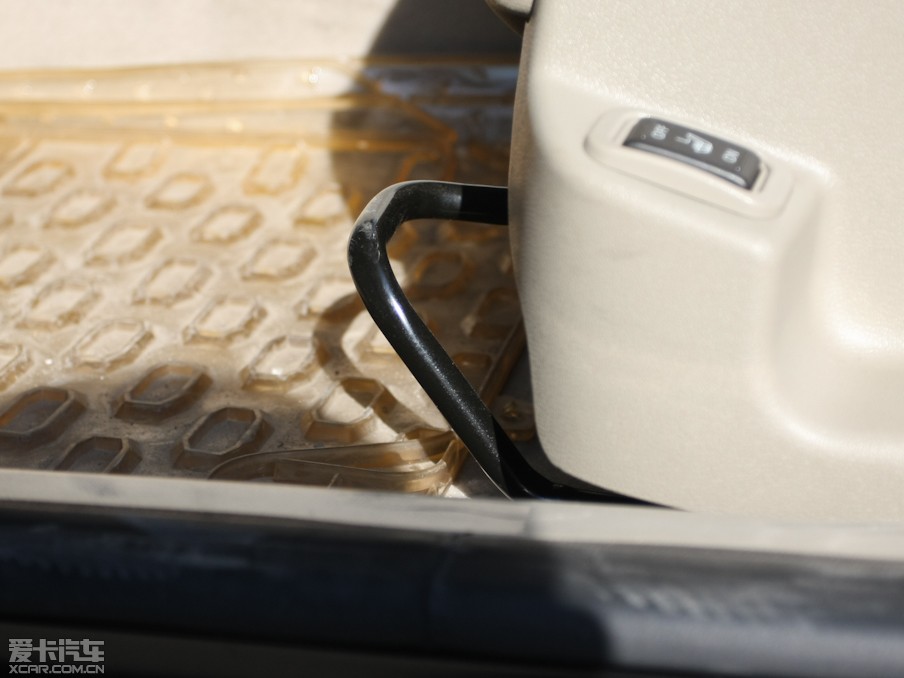 2011L(fng) 2.0L CVTr(sh)а